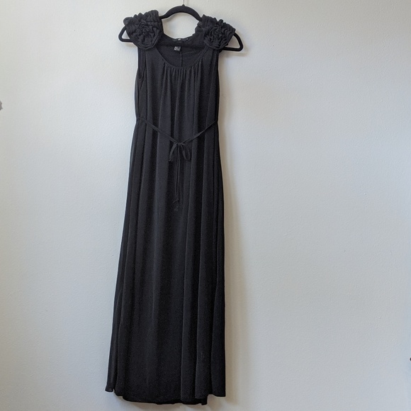 H&M Rosebud Maxi Dress - Picture 2 of 3